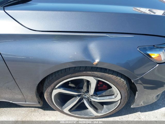 1HGCV1F33JA076671 Honda Accord Sport