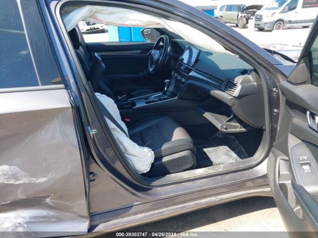 1HGCV1F33JA076671 Honda Accord Sport