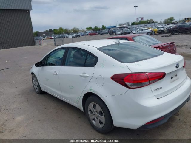 3KPFK4A77HE051439 KIA FORTE LX