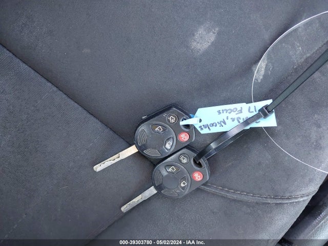 Ford FOCUS SEL 2017 1FADP3H20HL312811 Image 11
