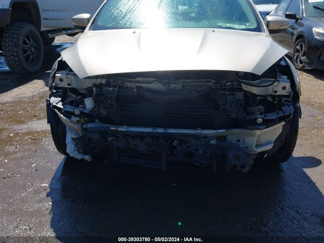 Ford FOCUS SEL 2017 1FADP3H20HL312811 Image 6
