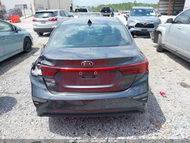 3KPF24AD5ME303429 KIA FORTE FE