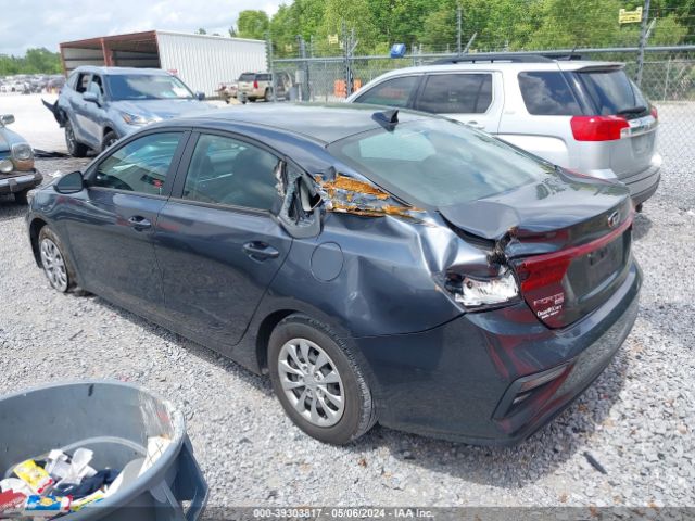 3KPF24AD5ME303429 KIA FORTE FE