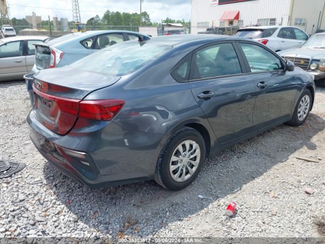 3KPF24AD5ME303429 KIA FORTE FE
