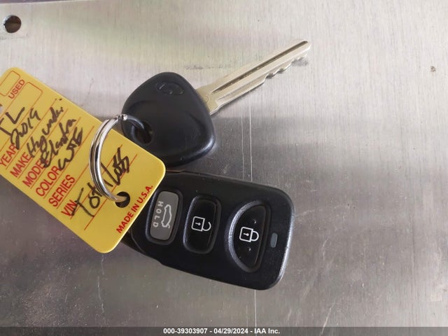 Hyundai ELANTRA SEL 2019 5NPD84LF2KH427462 Image 11
