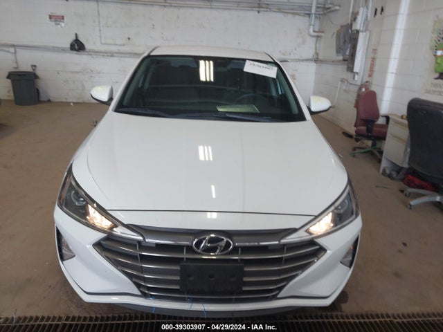 Hyundai ELANTRA SEL 2019 5NPD84LF2KH427462 Image 12