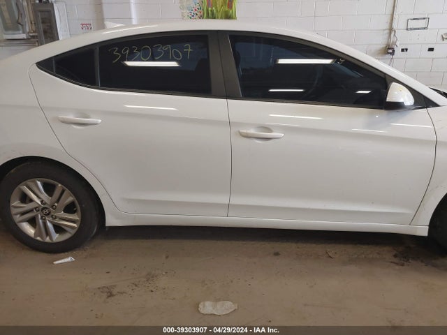 Hyundai ELANTRA SEL 2019 5NPD84LF2KH427462 Image 13
