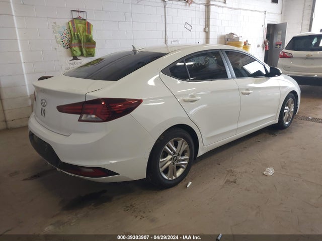 Hyundai ELANTRA SEL 2019 5NPD84LF2KH427462 Image 4