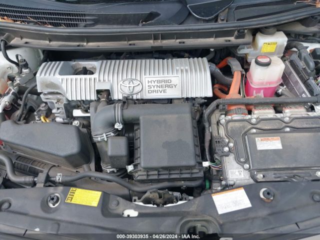 JTDKN3DU0F0416910 Toyota Prius Two