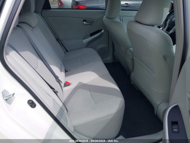 JTDKN3DU0F0416910 Toyota Prius Two