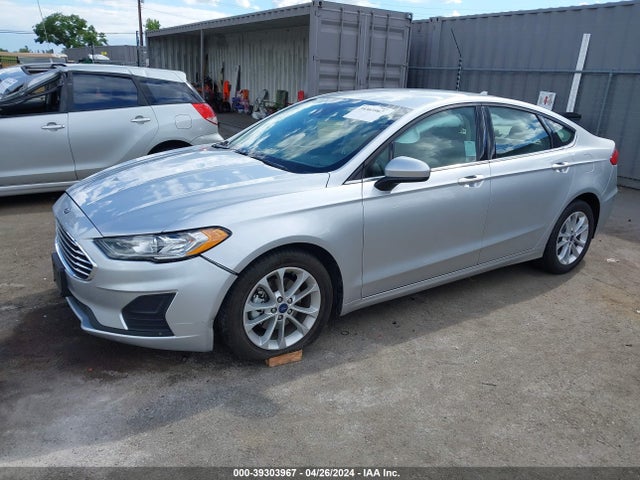Ford FUSION SE 2019 3FA6P0HD2KR135812 Image 2