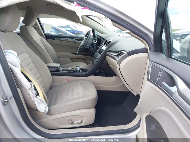 Ford FUSION SE 2019 3FA6P0HD2KR135812 Image 5
