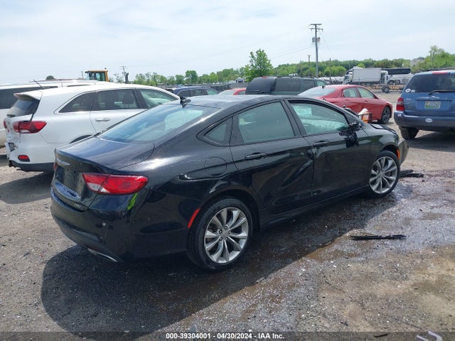 Chrysler 200 S 2015 1C3CCCDG0FN690796 Image 4