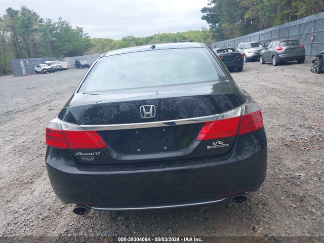 Honda Accord Touring 2015 1HGCR3F97FA008966 Image 16