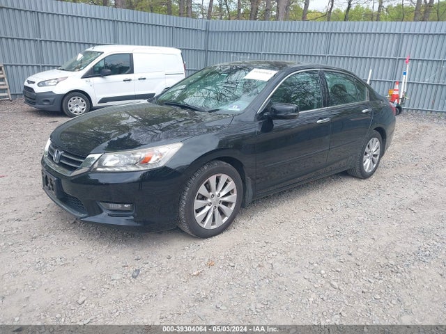 Honda Accord Touring 2015 1HGCR3F97FA008966 Image 2