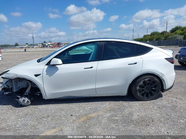 5YJYGDEE7LF058591 Tesla Model Y Long Range Dual Motor All-wheel Drive