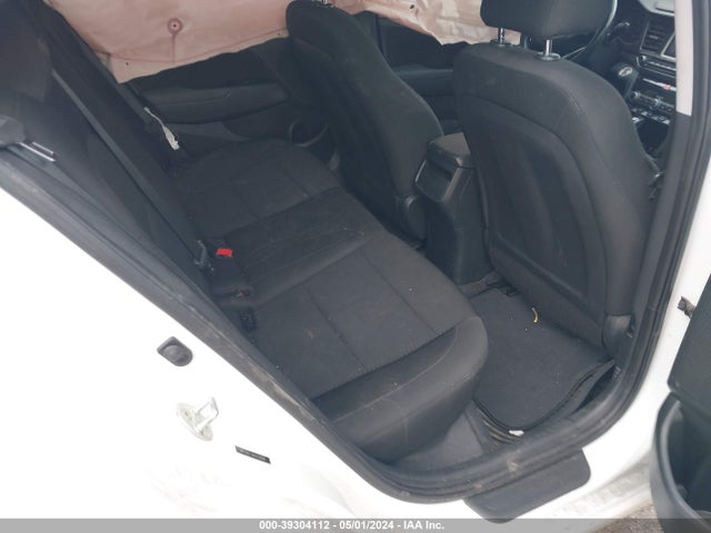 Hyundai Elantra Value Edition 2019 5NPD84LFXKH419898 Image 8
