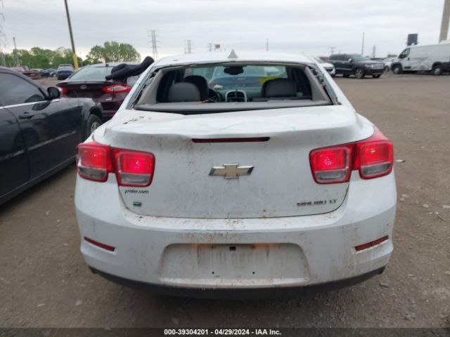 1G11E5SL2EF224877 Chevrolet MALIBU 2LT