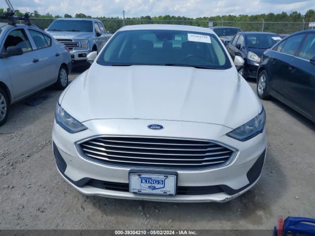 3FA6P0HD1KR280954 Ford FUSION SE