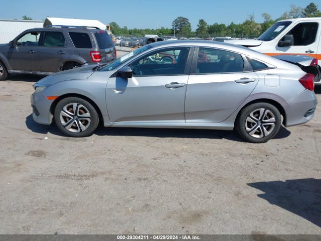 19XFC2F52GE003757 Honda Civic Lx