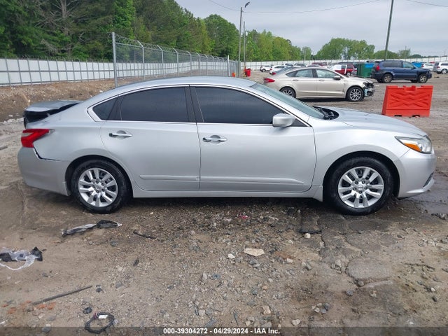 Nissan Altima 2.5 S 2016 1N4AL3AP0GC235831 Image 13