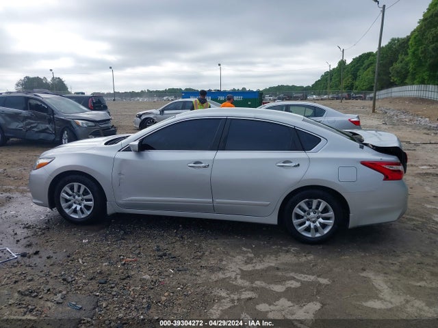 Nissan Altima 2.5 S 2016 1N4AL3AP0GC235831 Image 14