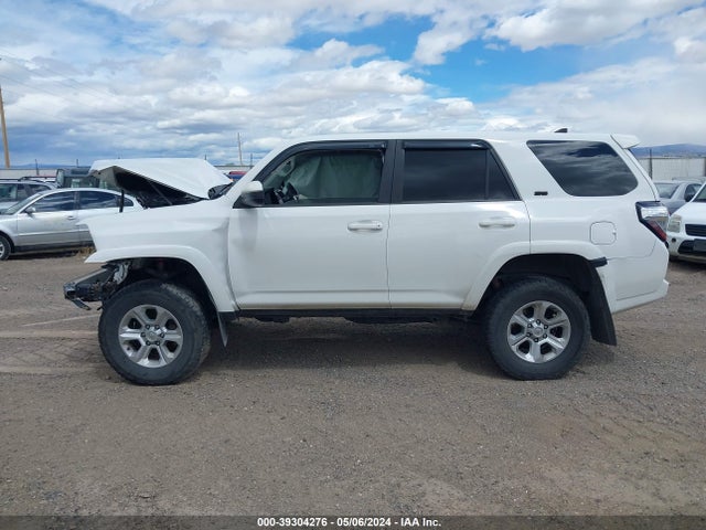 Toyota 4RUNNER SR5 2016 JTEBU5JR4G5398006 Image 14