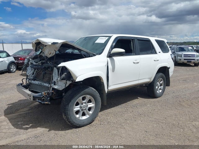 Toyota 4RUNNER SR5 2016 JTEBU5JR4G5398006 Image 2