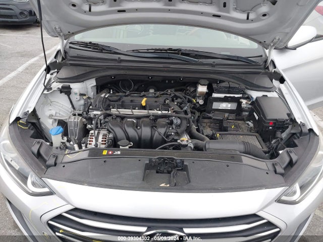 Hyundai ELANTRA SE 2018 KMHD74LF8JU467189 Image 10