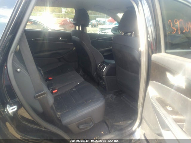 KIA Sorento 3.3l Lx 2016 5XYPGDA51GG172683 Image 8