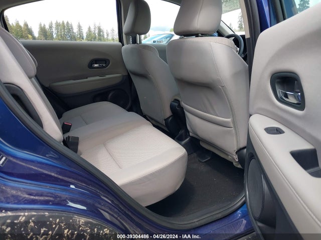 Honda HR-V LX 2017 3CZRU6H33HM704970 Image 8