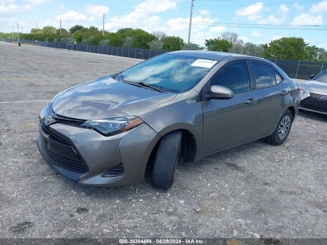 Toyota COROLLA LE 2019 2T1BURHE7KC212775 Image 2
