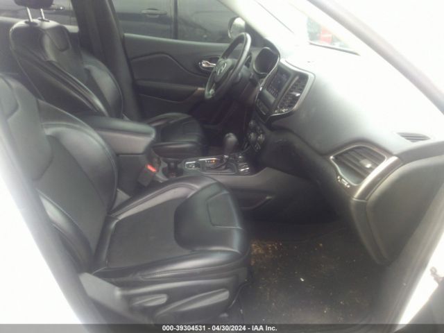 1C4PJMLB6KD352320 Jeep Cherokee Latitude Plus 4x4