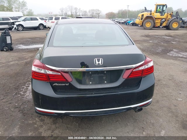 Honda ACCORD LX 2017 1HGCR2F38HA304555 Image 16