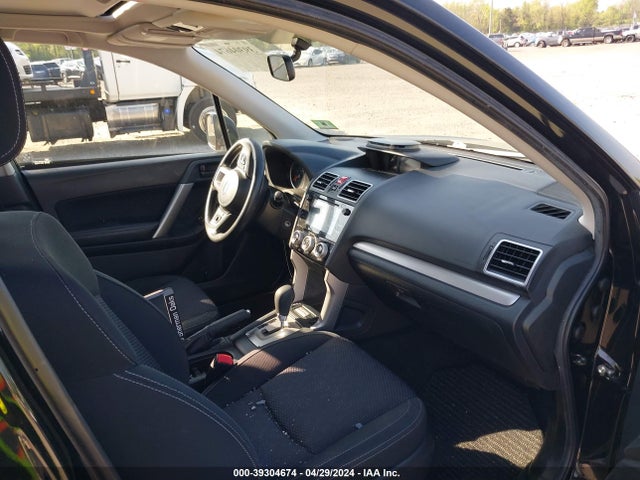 Subaru Forester 2.5i Premium 2018 JF2SJAEC3JH539084 Image 5