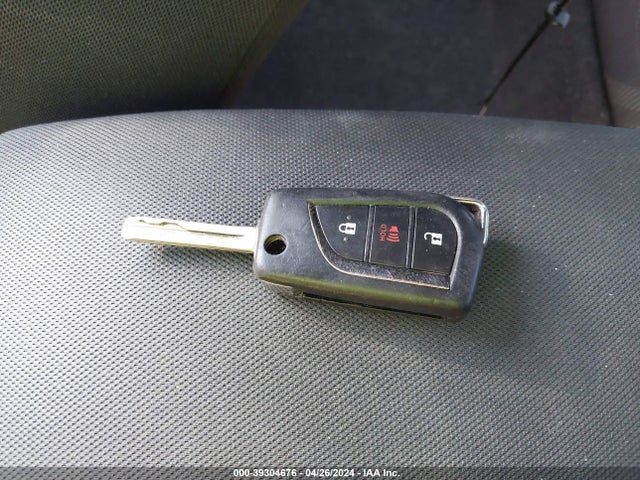 Scion Tc 10 Series 2014 JTKJF5C7XE3073027 Image 11