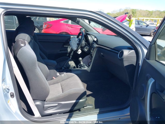 Scion Tc 10 Series 2014 JTKJF5C7XE3073027 Image 5