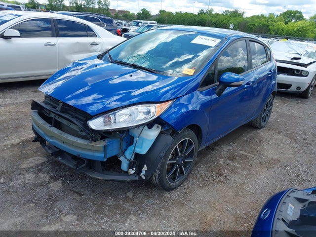 Ford FIESTA SE 2019 3FADP4EJ5KM144493 Image 2