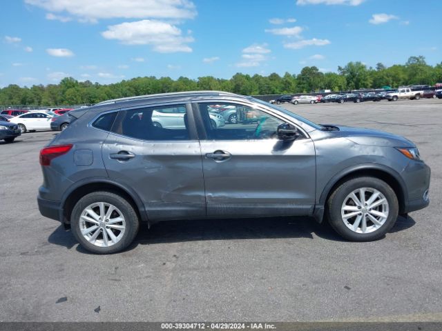 JN1BJ1CP4JW189645 Nissan Rogue Sport Sv
