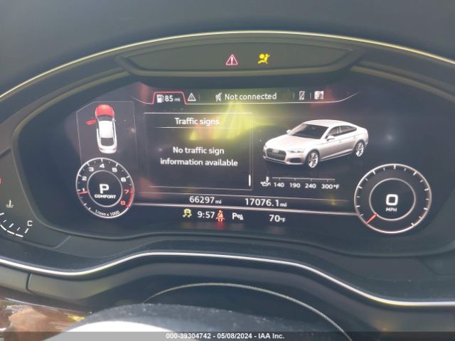 WAUBNCF58JA005762 Audi A5 2.0t Premium