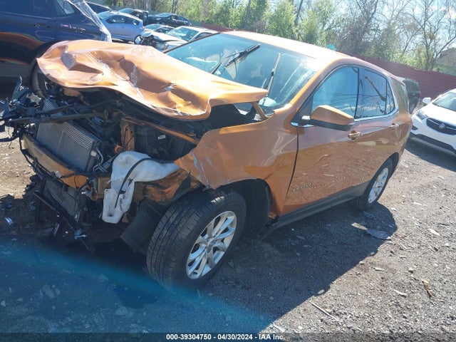 Chevrolet EQUINOX LT 2018 2GNAXSEV6J6152817 Image 2