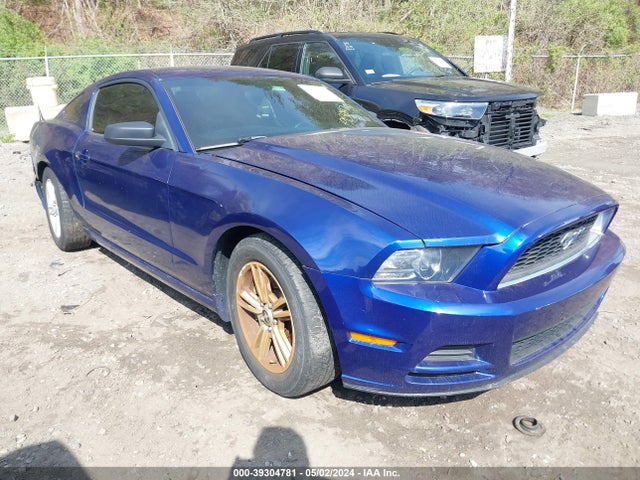 Ford Mustang V6 2014 1ZVBP8AM2E5269256 Image 1