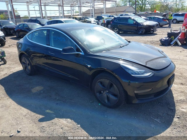 2020 5YJ3E1EB7LF599449 main image