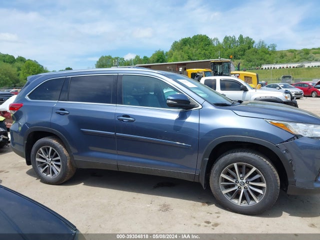 Toyota Highlander Xle 2019 5TDJZRFH5KS984516 Image 13