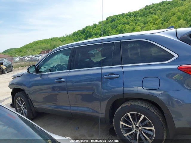 Toyota Highlander Xle 2019 5TDJZRFH5KS984516 Image 14