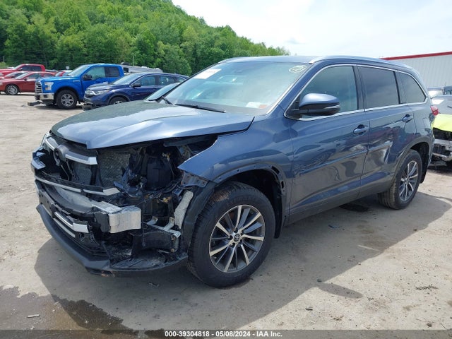 Toyota Highlander Xle 2019 5TDJZRFH5KS984516 Image 2