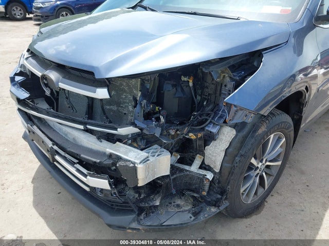 Toyota Highlander Xle 2019 5TDJZRFH5KS984516 Image 6