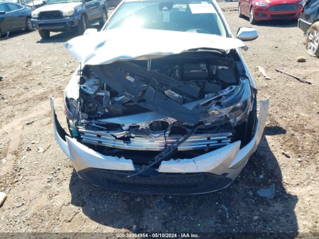 JTDEPMAE1NJ214905 Toyota COROLLA LE