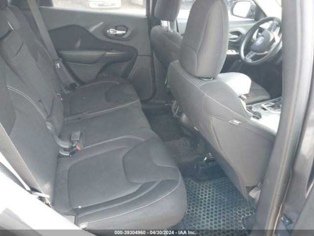 1C4PJLCB2GW233377 Jeep Cherokee Altitude