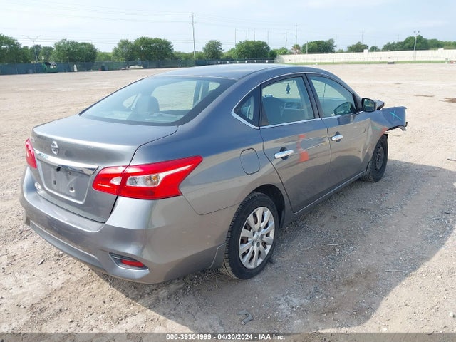 Nissan SENTRA S 2017 3N1AB7AP1HY325070 Image 4